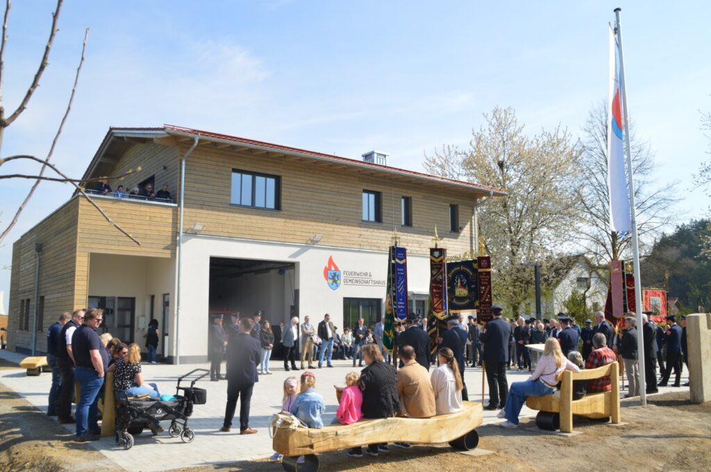 Bild Feuerwehr- und Gemeinschaftshaus Wolfsbach 6