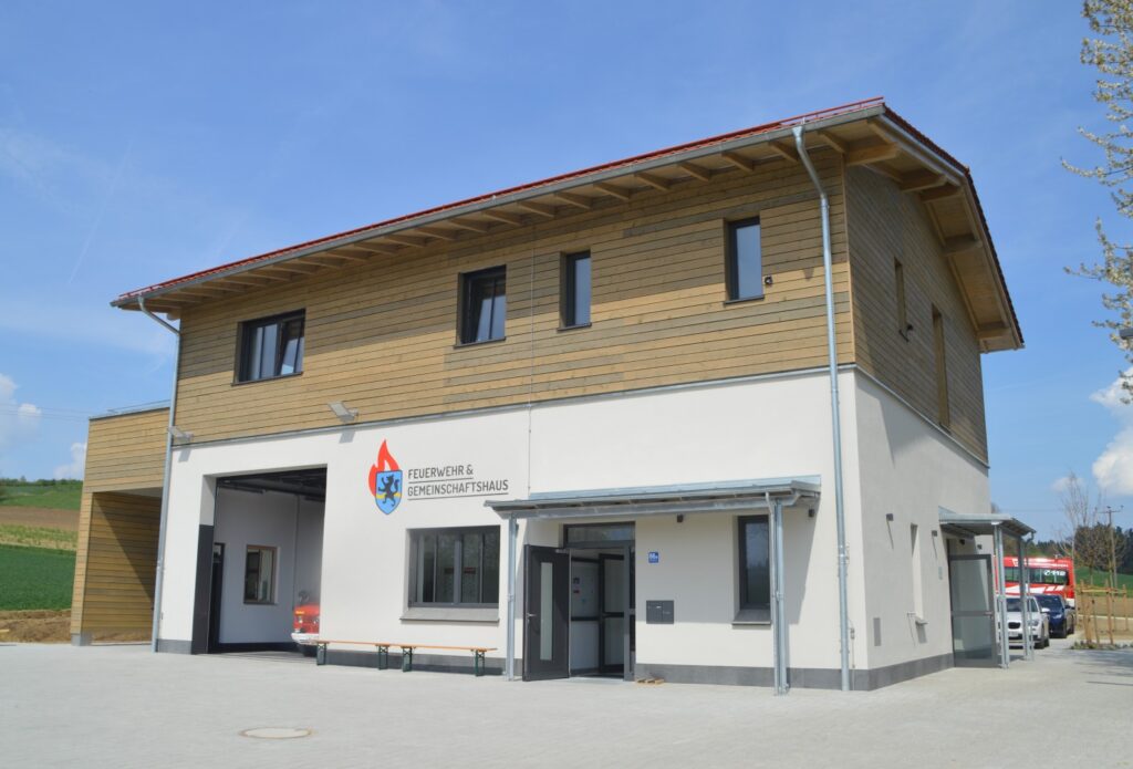 Bild Feuerwehr- und Gemeinschaftshaus Wolfsbach 1